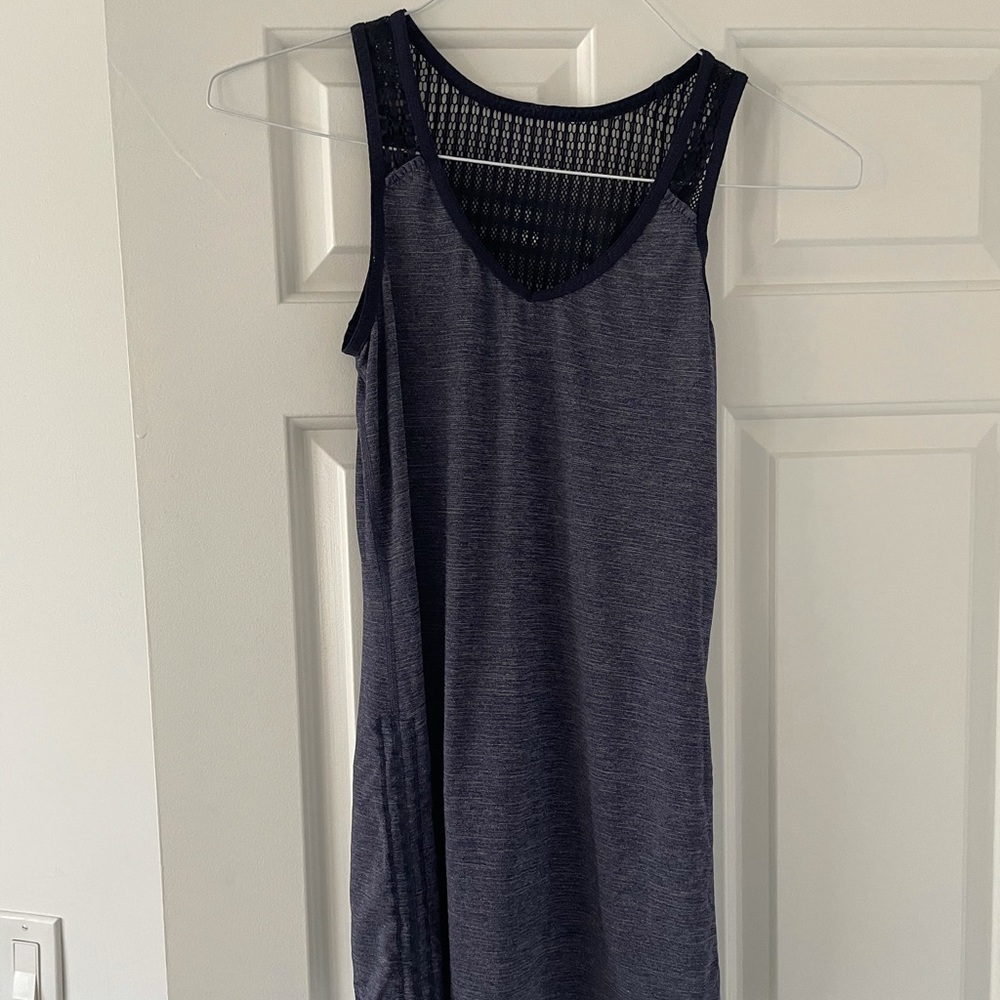 Lululemon workout tank top